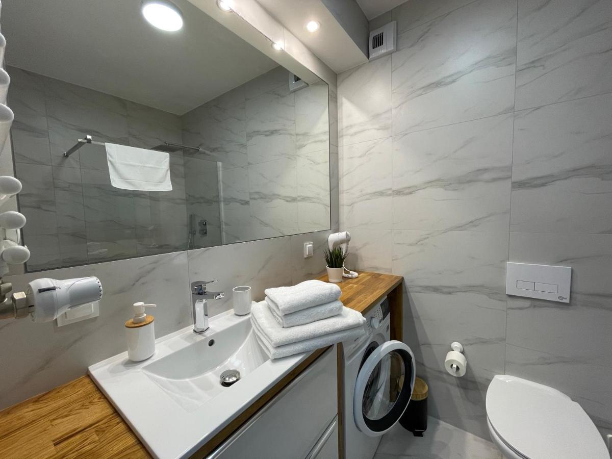 Baltic Style Spa Apartment With Free Pool, Saunas & Fitness - Kasprowicza 20 Kołobrzeg Exteriör bild